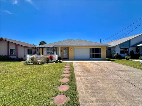 315 N 4th St, Flagler Beach, FL 32136