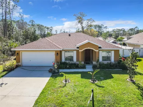 24 Peninsula Ln, Palm Coast, FL 32164
