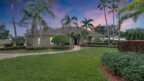 870 Maple Ridge Dr, Merritt Island, FL 32952