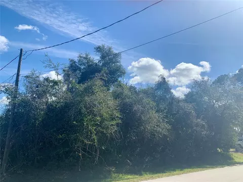 77 Frankford Ln, Palm Coast, FL 32137