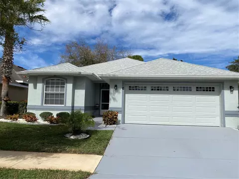 3 Crosstie Ct, Palm Coast, FL 32137