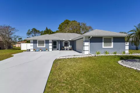 49 Persimmon Dr, Palm Coast, FL 32164