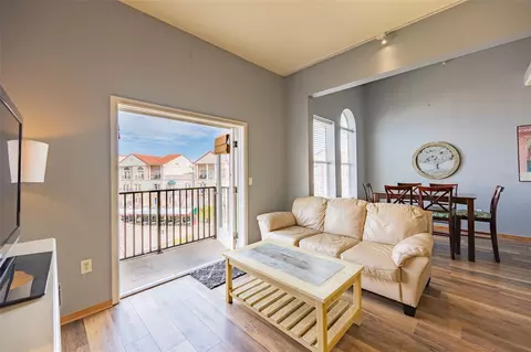 101 Palm Harbor Pkwy #B413, Palm Coast, FL 32137