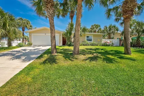 1316 N Daytona Ave, Flagler Beach, FL 32136