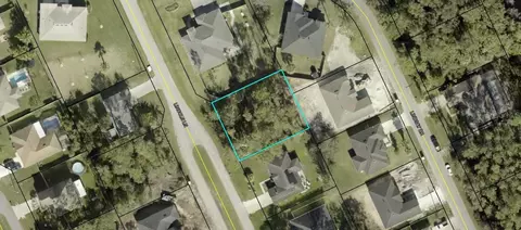 28 Lincoln Ln, Palm Coast, FL 32137