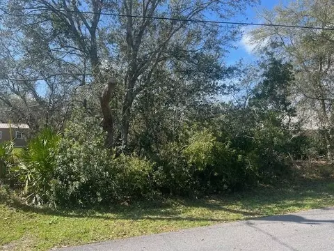 50 Louisiana Dr, Palm Coast, FL 32137