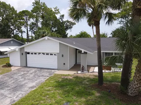 15 Cooper Ln, Palm Coast, FL 32137