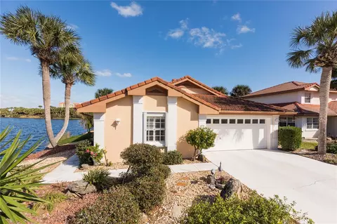 18 San Miguel Ct, Palm Coast, FL 32137