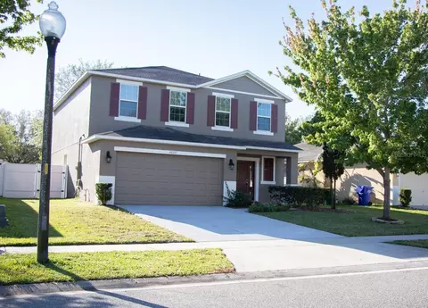 4829 Grassy Knoll Dr, Tavares, FL 32778