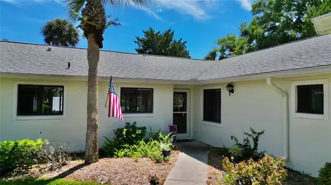 30 Lake Forest Pl, Palm Coast, FL 32137