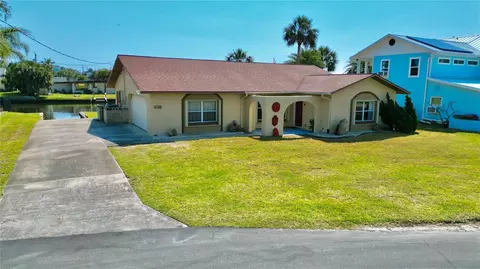 160 N Palmetto Ave, Flagler Beach, FL 32136