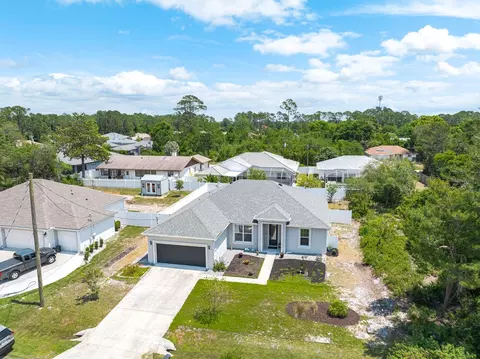 35 Fallen Oak Ln, Palm Coast, FL 32137