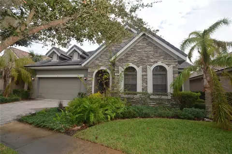 8 Lakeside Dr, Palm Coast, FL 32137