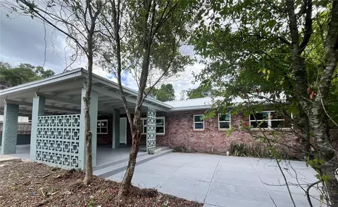 1601 High St, Palatka, FL 32177