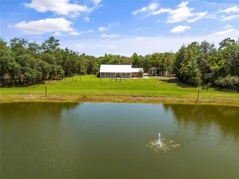 117 Jayme Ln, Crescent City, FL 32112