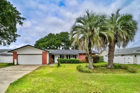 22 Cloverdale Ct S, Palm Coast, FL 32137