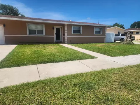 10611 SW 164th St, Miami, FL 33157