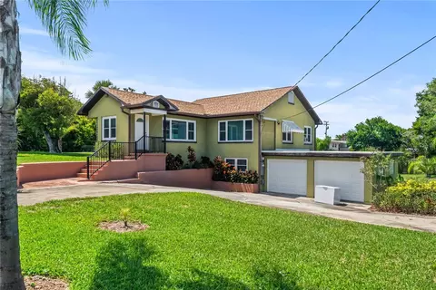 109 Bridgeport Dr, Daytona Beach, FL 32118