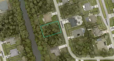 52 Sea Breeze Trl, Palm Coast, FL 32164