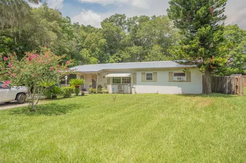 530 S Dexter Ave, Deland, FL 32720