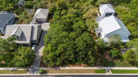 16 Cinnamon Grove Ln, Palm Coast, FL 32137