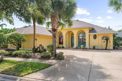 27 Southlake Dr, Palm Coast, FL 32137