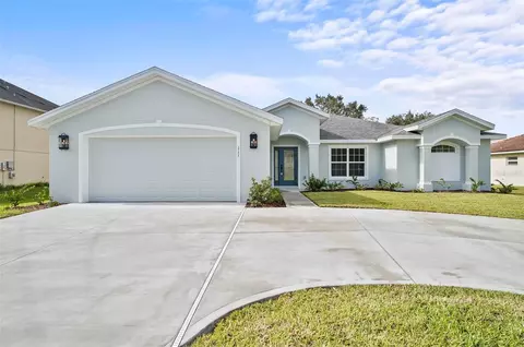 111 Bird Of Paradise Dr, Palm Coast, FL 32137