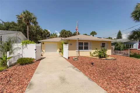 1416 S Daytona Ave, Flagler Beach, FL 32136