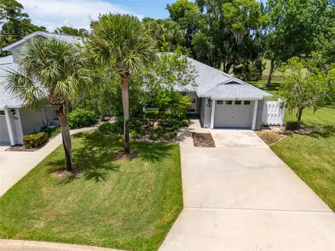 72 Lake Forest Pl, Palm Coast, FL 32137