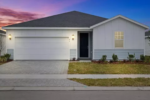 31 Ararat Dr, Palm Coast, FL 32137