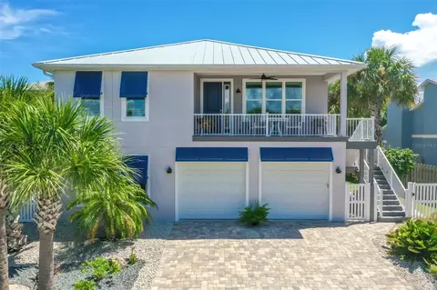 1102 N Daytona Ave, Flagler Beach, FL 32136