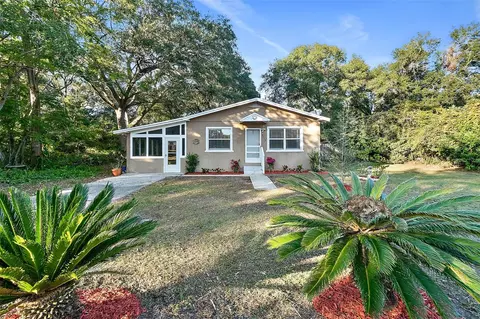 1115 E Hubbard Ave, Deland, FL 32724