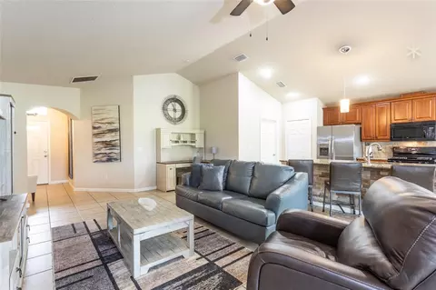 Living - 118 Golfview Ct, Bunnell, FL 32110 photo 1 of 3