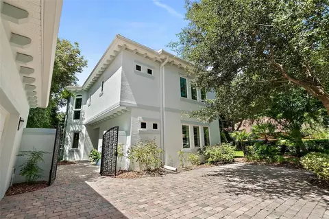 37 Ocean Oaks Ln, Palm Coast, FL 32137