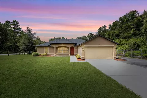 14271 Regency Ct, Weeki Wachee, FL 34614