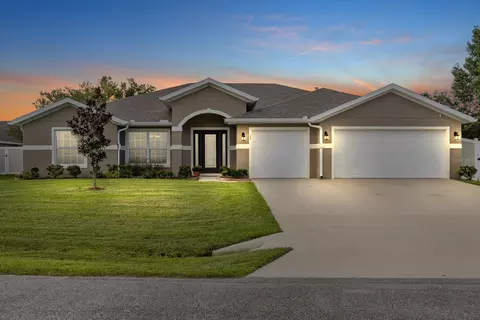13 Lamour Ln, Palm Coast, FL 32137