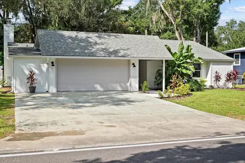 1918 Mango Tree Dr, Edgewater, FL 32141