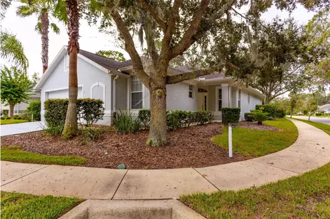 2 Crosstie Ct, Palm Coast, FL 32137