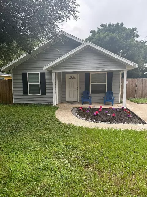 1166 Robinson Ave, Apopka, FL 32703