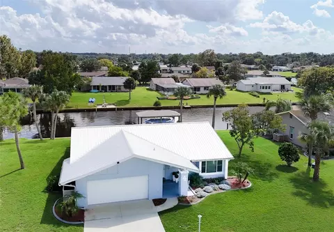 4 Campbell Ct, Palm Coast, FL 32137