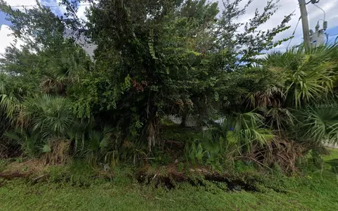 35 Philmont Ln, Palm Coast, FL 32164