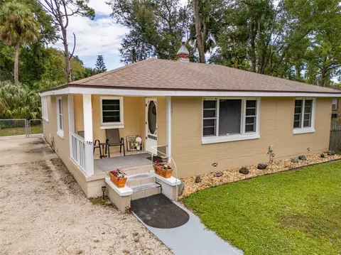137 S Franklin St, Daytona Beach, FL 32114