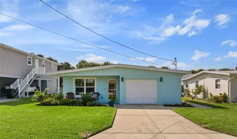 311 Due East St, New Smyrna Beach, FL 32169