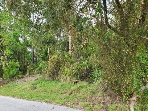 1001 SW Castaneda Ln, Port Saint Lucie, FL 34953