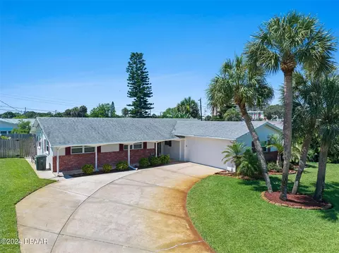 306 Fordham Dr, Daytona Beach, FL 32118
