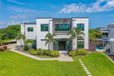 9 S Mar Azul, Ponce Inlet, FL 32127