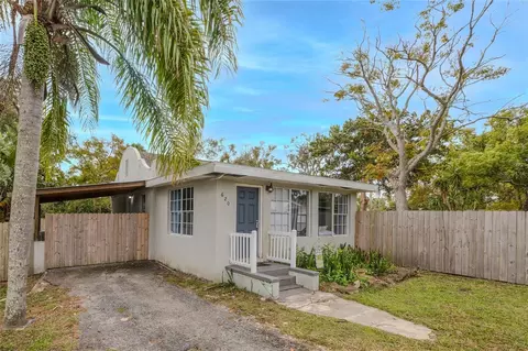 620 Daytona Ave, Daytona Beach, FL 32117