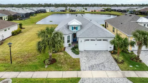 250 Compass Rose Dr, Daytona Beach, FL 32124