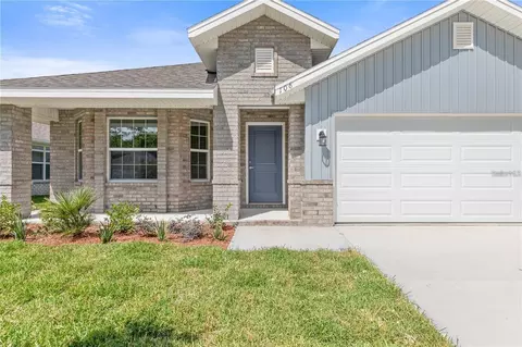 7 Round Thorn Dr, Palm Coast, FL 32164