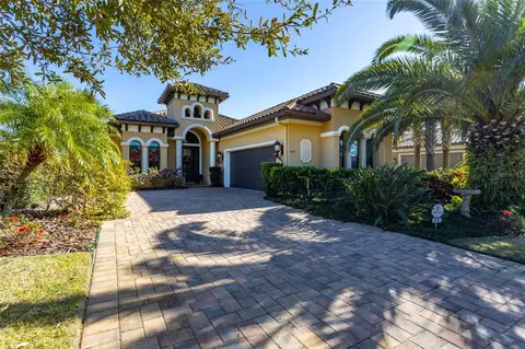 435 Bourganville Dr, Palm Coast, FL 32137